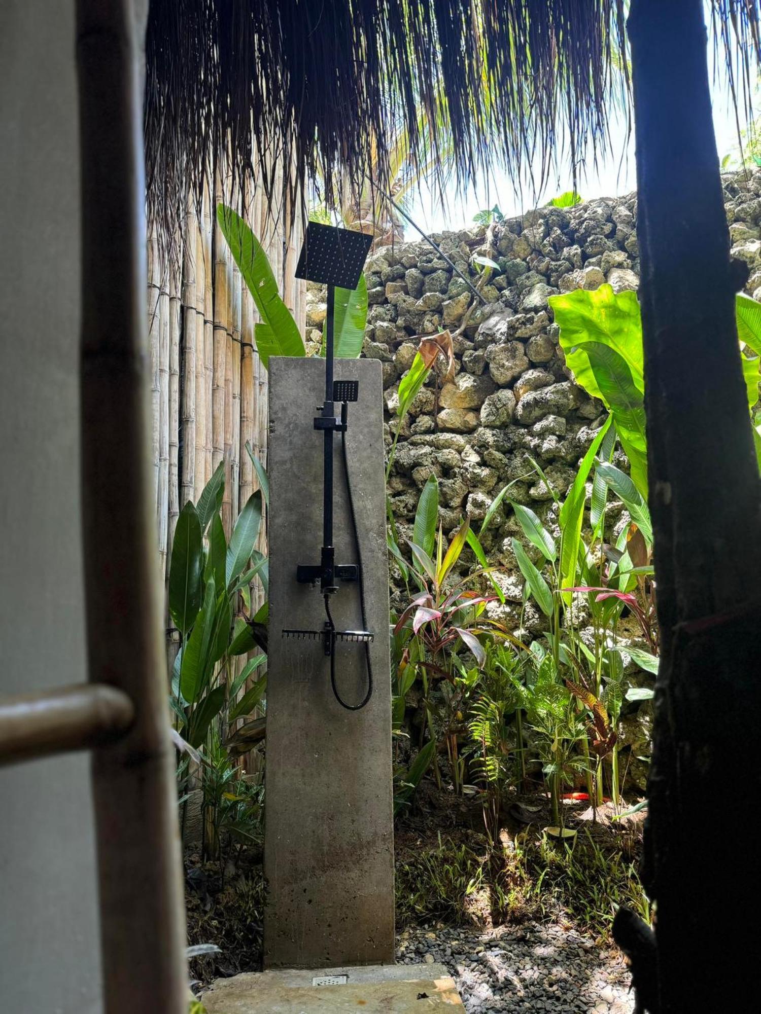 Casavia Siargao Hostel Catangnan Buitenkant foto